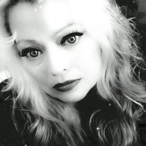 Meet your Posher, Joanna